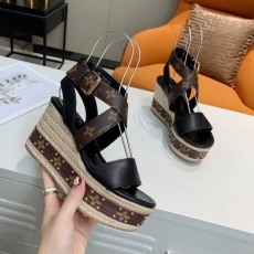 Louis Vuitton Sandals